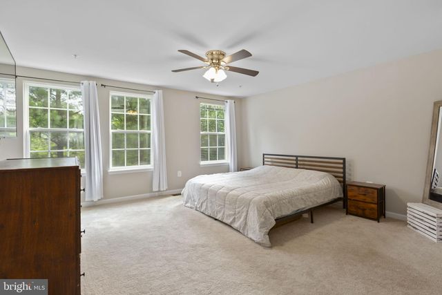 14718 MASON CREEK CIR, Woodbridge, VA 22191