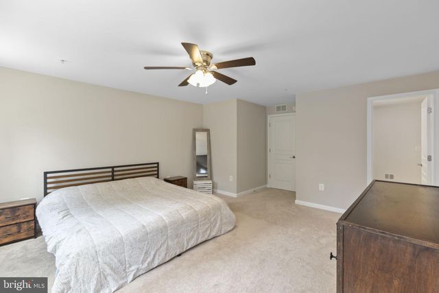 14718 MASON CREEK CIR, Woodbridge, VA 22191