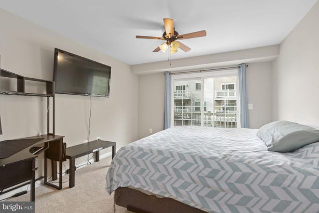 14718 MASON CREEK CIR, Woodbridge, VA 22191