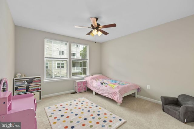 14718 MASON CREEK CIR, Woodbridge, VA 22191