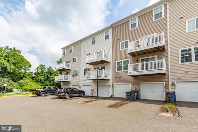 14718 MASON CREEK CIR, Woodbridge, VA 22191