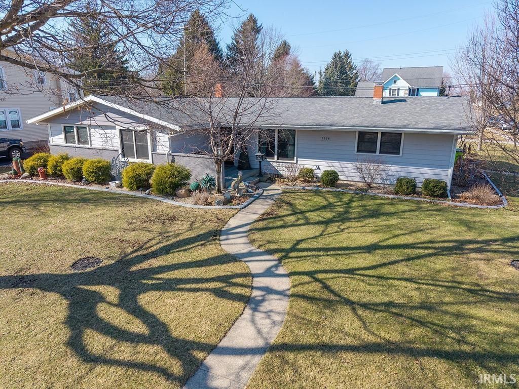2038 College Avenue, Huntington, IN 46750
