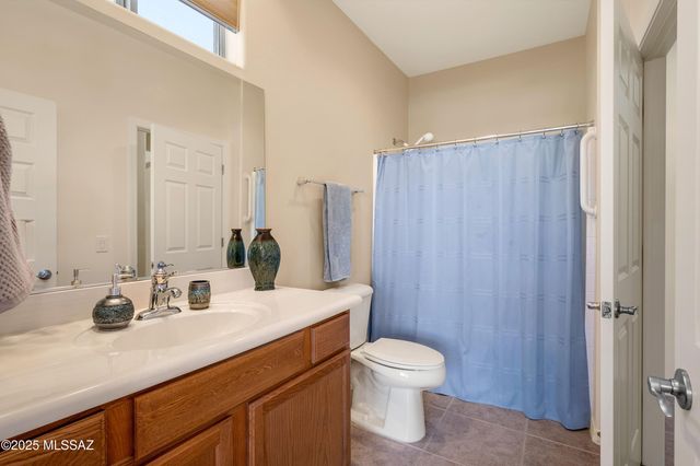 631 W Aspenwood Street, Green Valley, AZ 85614