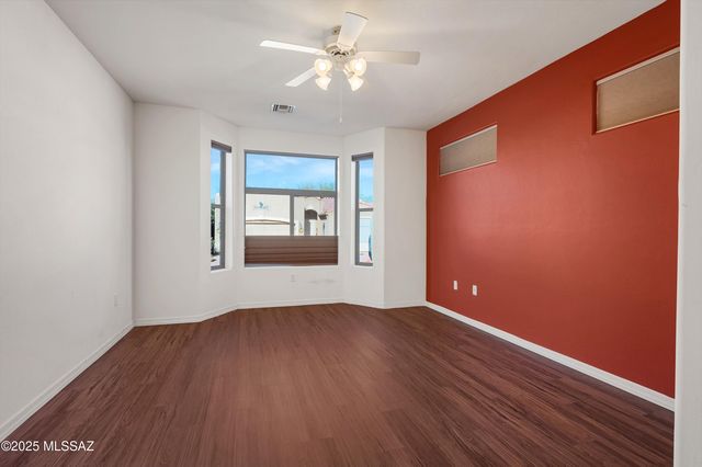 631 W Aspenwood Street, Green Valley, AZ 85614