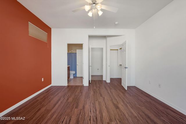 631 W Aspenwood Street, Green Valley, AZ 85614