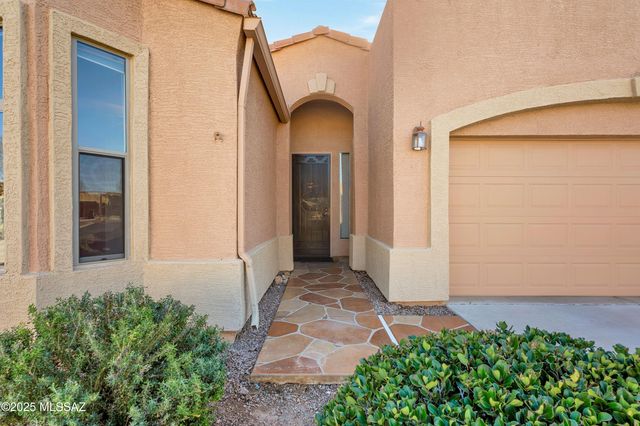 631 W Aspenwood Street, Green Valley, AZ 85614