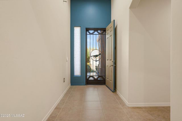 631 W Aspenwood Street, Green Valley, AZ 85614