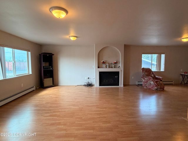 285 Flower Street, Anchorage, AK 99508