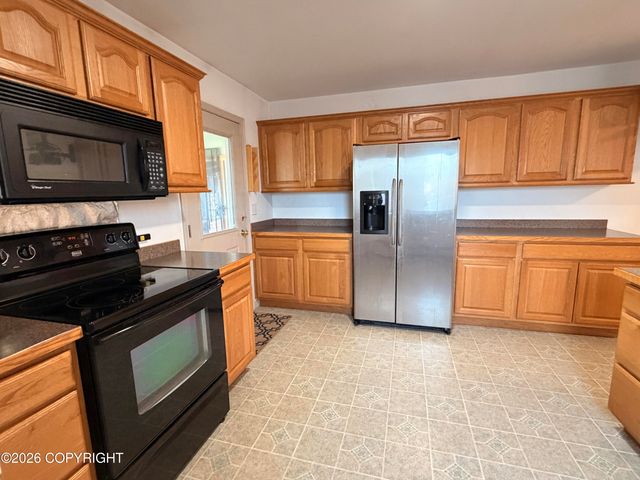 285 Flower Street, Anchorage, AK 99508