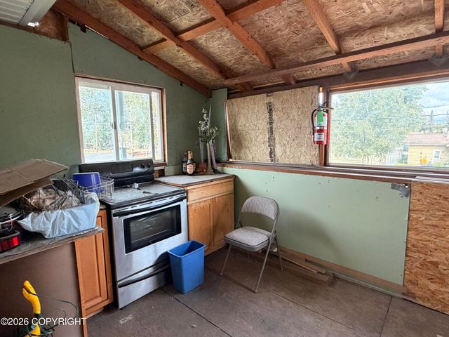 285 Flower Street, Anchorage, AK 99508