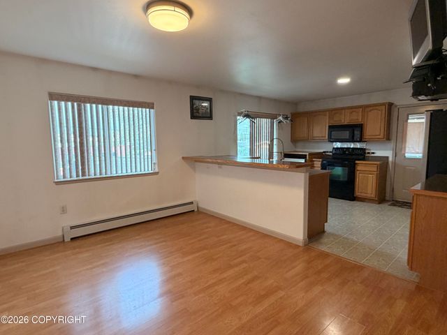 285 Flower Street, Anchorage, AK 99508