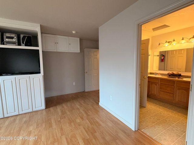 285 Flower Street, Anchorage, AK 99508