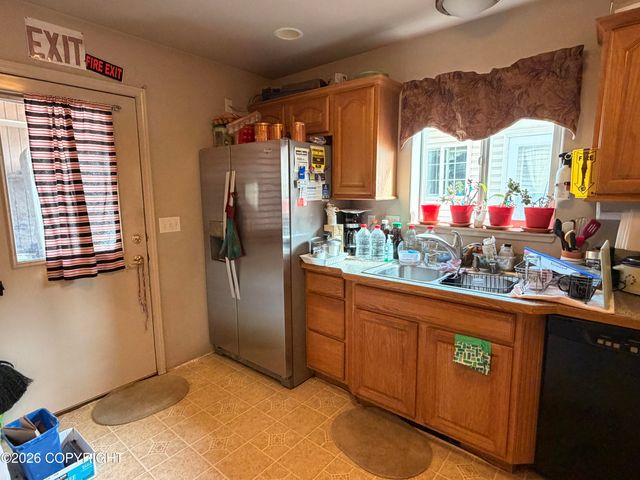285 Flower Street, Anchorage, AK 99508