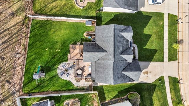 5600 W Longridge Drive, Seven Hills, OH 44131