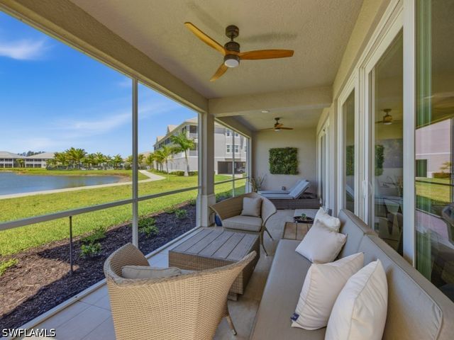 171 Indies DR E 101, Naples, FL 34114