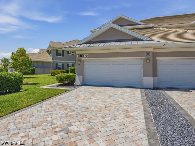 171 Indies DR E 101, Naples, FL 34114