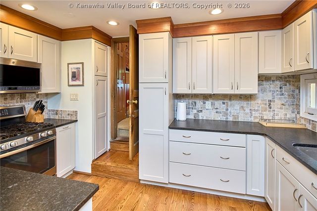 703 Laurel Road, Charleston, WV 25314