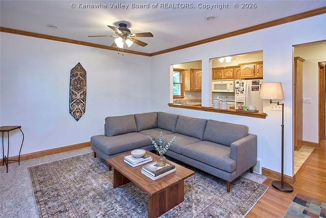 703 Laurel Road, Charleston, WV 25314