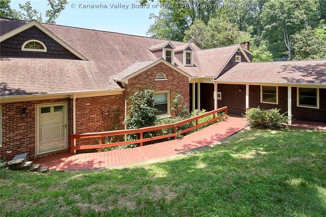 703 Laurel Road, Charleston, WV 25314