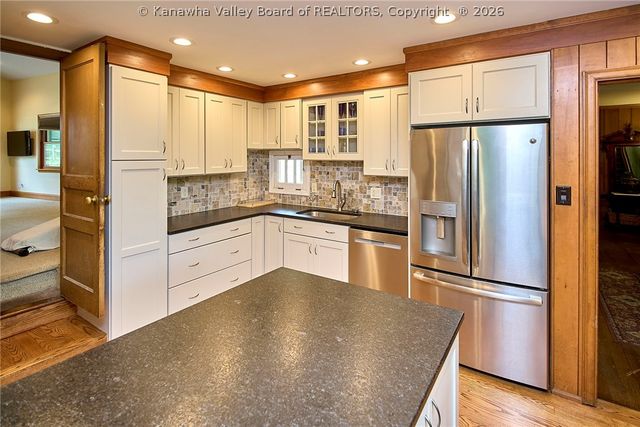 703 Laurel Road, Charleston, WV 25314