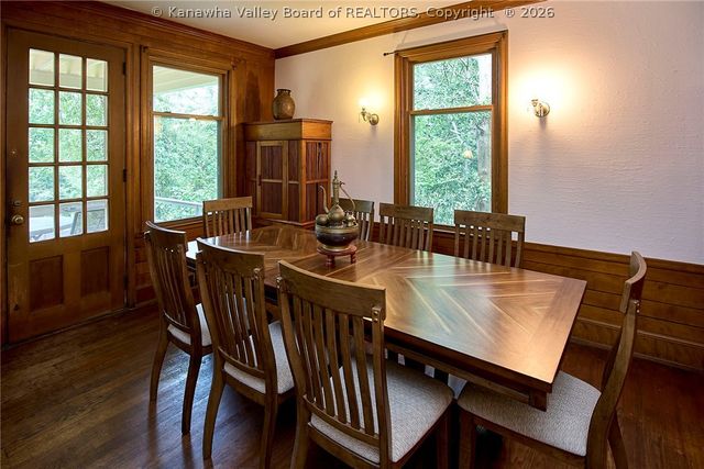 703 Laurel Road, Charleston, WV 25314