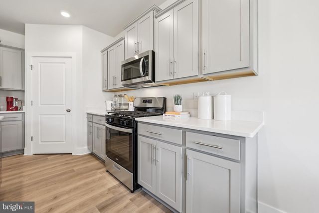 11810 WALES DR, Fredericksburg, VA 22407