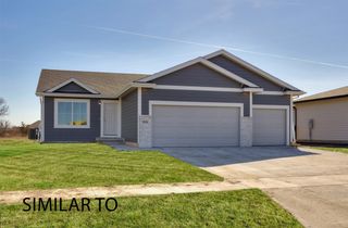 9394 Modena Lane, West Des Moines, IA 50266