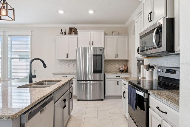 478 CAVESSON STREET, Apopka, FL 32712