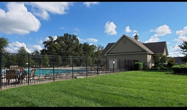 2220 Hospitality Ln, Murfreesboro, TN 37128