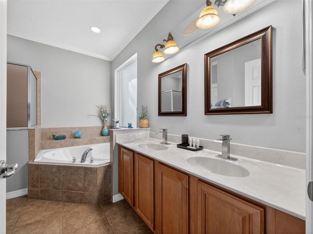 242 SOLANA CIRCLE, Davenport, FL 33897