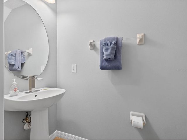 242 SOLANA CIRCLE, Davenport, FL 33897