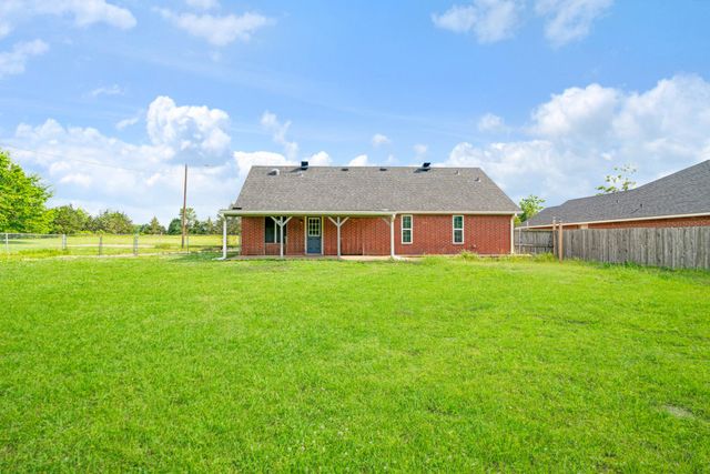 525 York Street, Paris, TX 75460