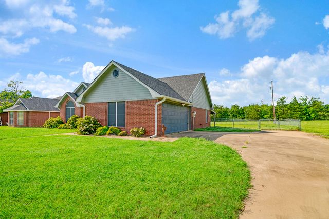 525 York Street, Paris, TX 75460
