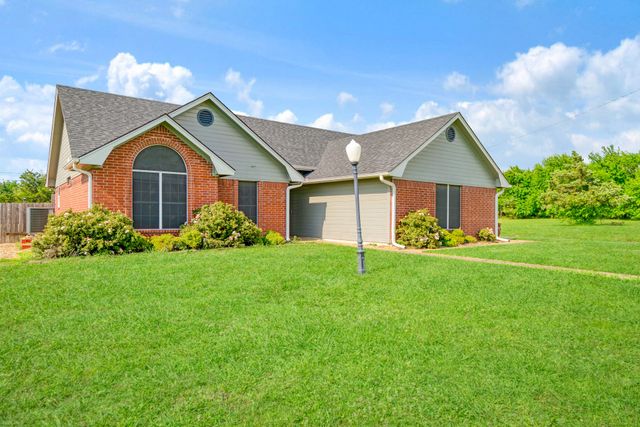 525 York Street, Paris, TX 75460