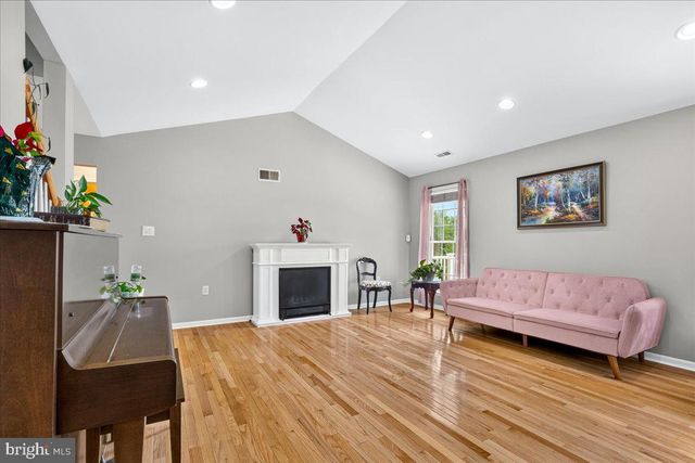 197 CREIGHTON CT, Martinsburg, WV 25404