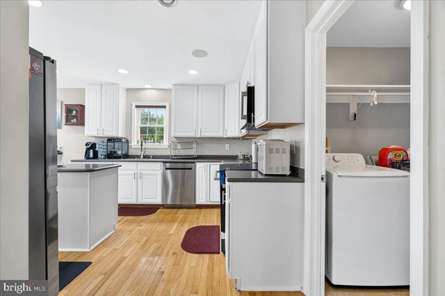 197 CREIGHTON CT, Martinsburg, WV 25404