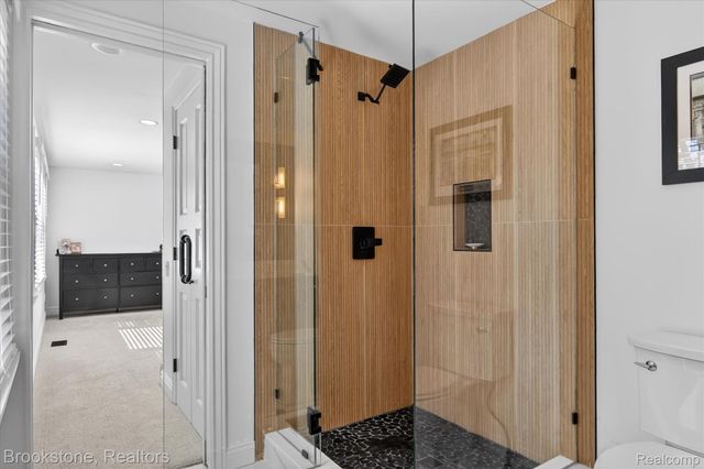 754 N Valley Chase Road, Bloomfield Hills, MI 48304