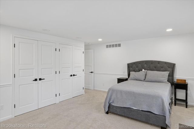 754 N Valley Chase Road, Bloomfield Hills, MI 48304