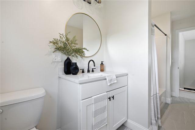 148 Hunts Avenue, Pawtucket, RI 02861