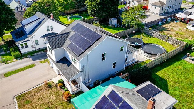 148 Hunts Avenue, Pawtucket, RI 02861