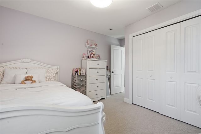 148 Hunts Avenue, Pawtucket, RI 02861