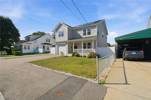 148 Hunts Avenue, Pawtucket, RI 02861