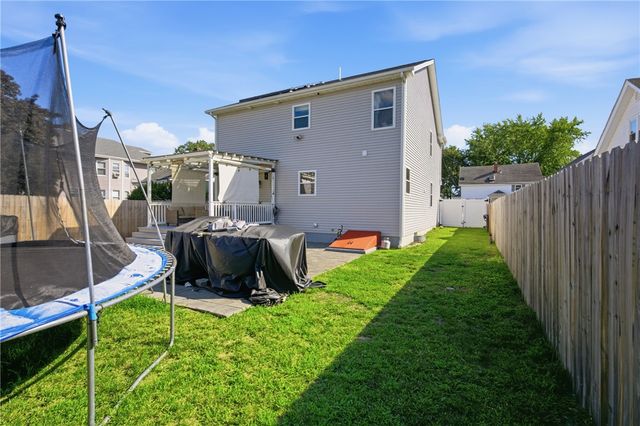 148 Hunts Avenue, Pawtucket, RI 02861