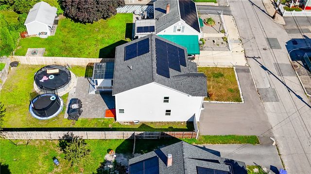 148 Hunts Avenue, Pawtucket, RI 02861