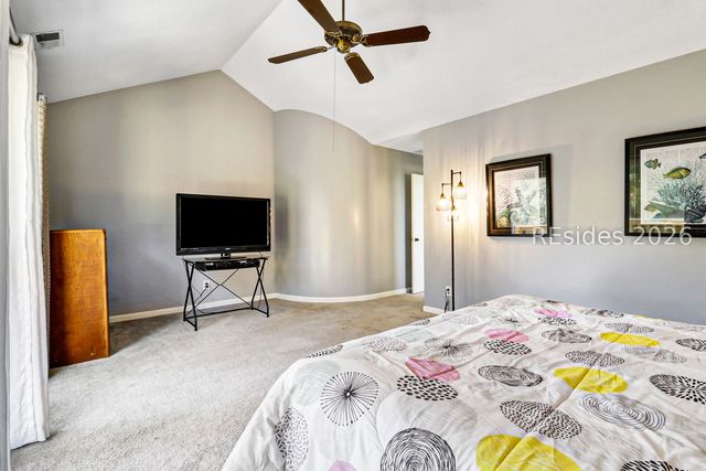 6 Loomis Ferry Rd, Hilton Head Island, SC 29928