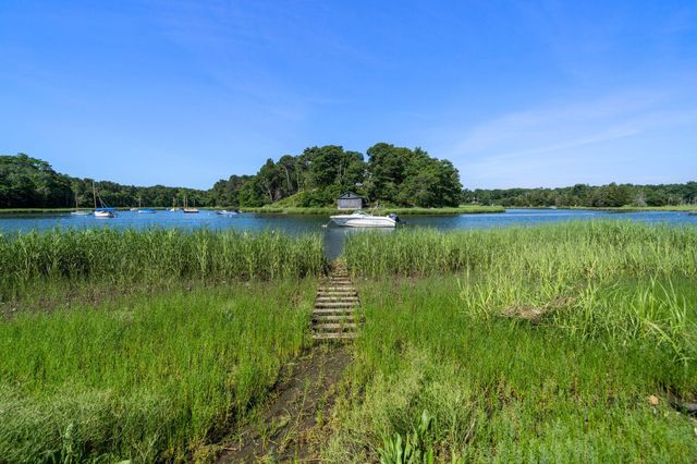 15 Hayward Lane, Orleans, MA 02653