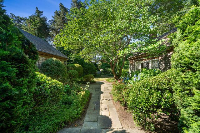 15 Hayward Lane, Orleans, MA 02653
