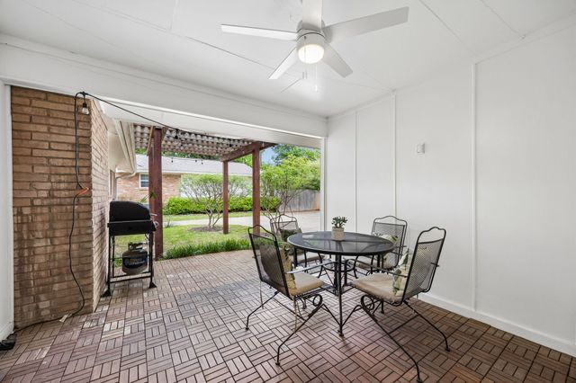 11830 Dixfield Drive, Dallas, TX 75218