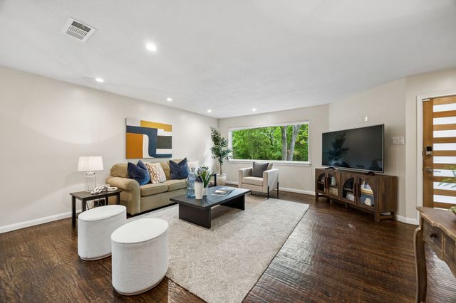 11830 Dixfield Drive, Dallas, TX 75218