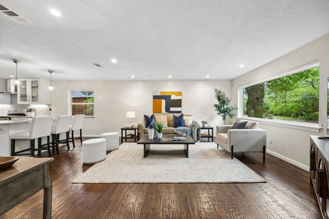 11830 Dixfield Drive, Dallas, TX 75218